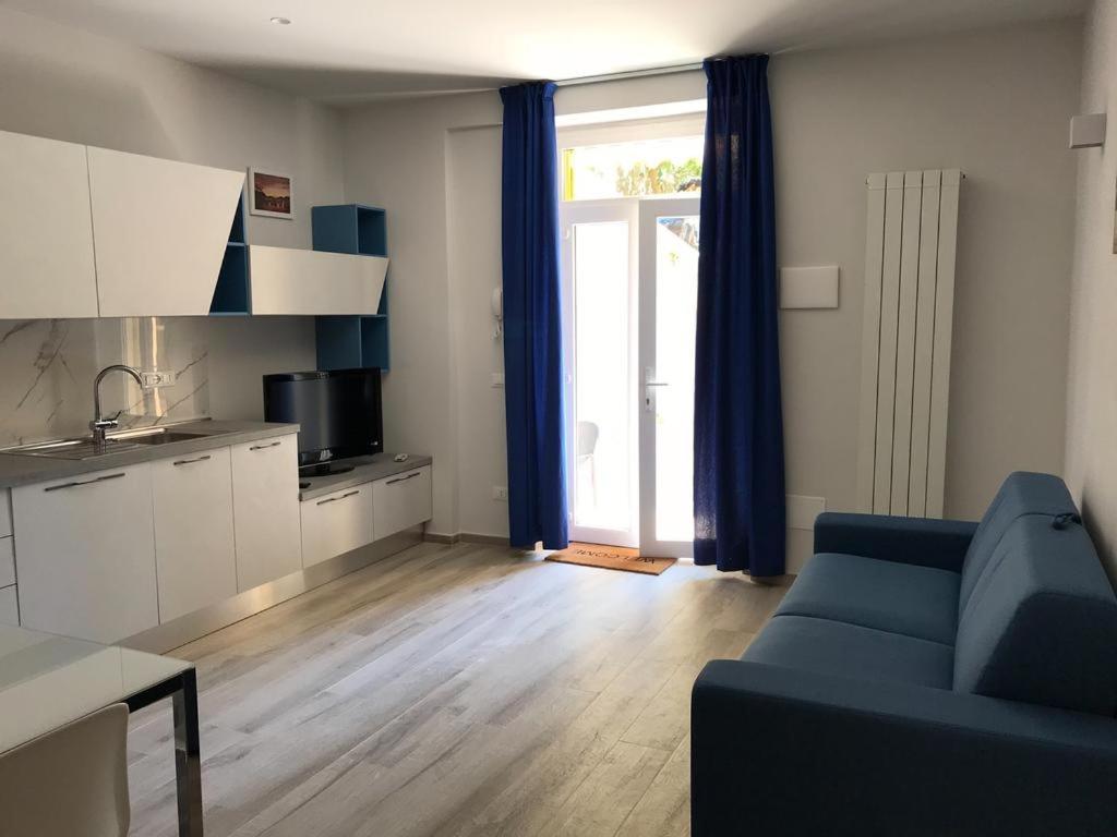Residence Mare Azzurro Леричі Екстер'єр фото