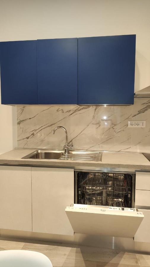 Residence Mare Azzurro Леричі Екстер'єр фото